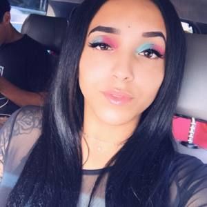 Meet your Posher, Emely